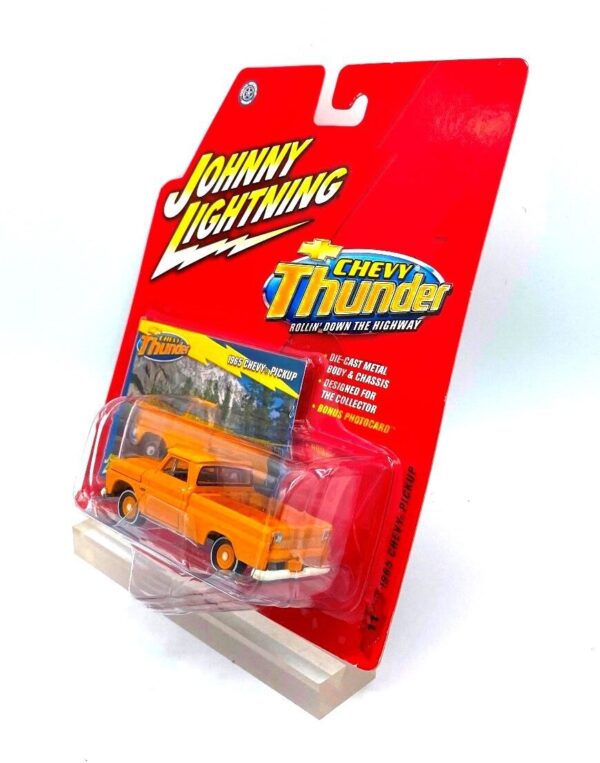 Vintage 1965 Chevy Pickup Yellow (9)