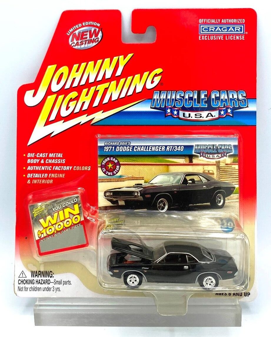 1:64 1969 PONTIAC GTO  #19             2004 JOHNNY LIGHTNING MUSCLE CARS U.S.A 