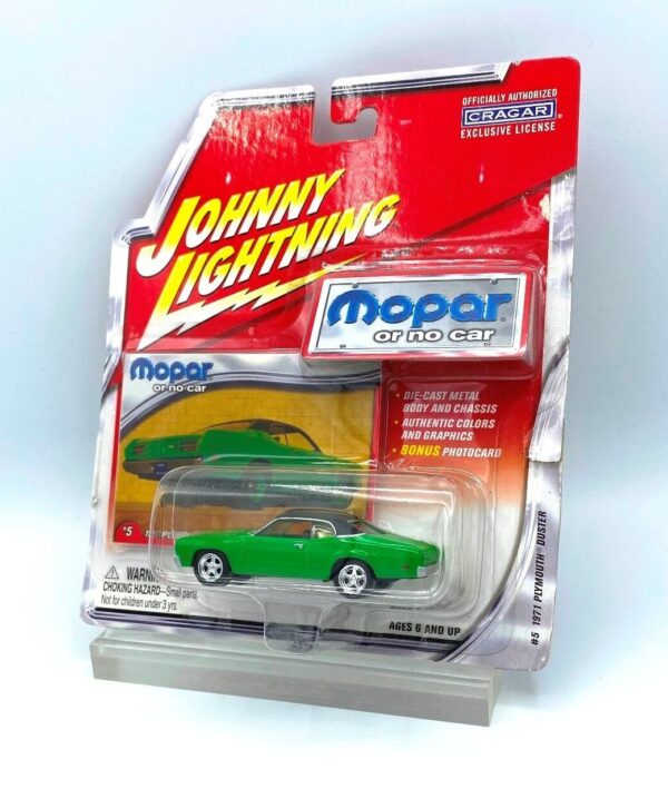Vintage 1971 Plymouth Duster (5)