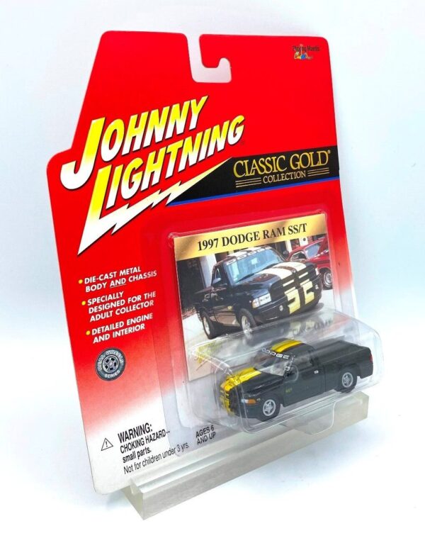 Vintage 1997 Dodge Ram SS-T (3) Vintage 1997 Dodge Ram SS-T (3)