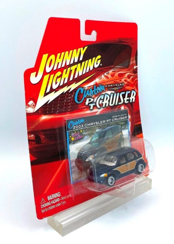 Vintage 2003 Chrysler PT Cruiser Reg (4) Vintage 2003 Chrysler PT Cruiser Reg (4)