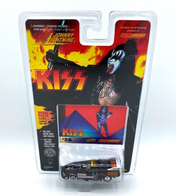 Vintage Gene Simmons #28 (2) Vintage Gene Simmons #28 (2)