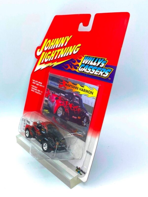 Vintage Maryann Harmon's Willys (6) Vintage Maryann Harmon's Willys (6)