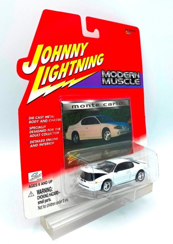 Vintage Monte Carlo White (5) Vintage Monte Carlo White (5)