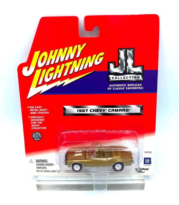 Vintage 1967 Chevy Camaro (2) Vintage 1967 Chevy Camaro (2)