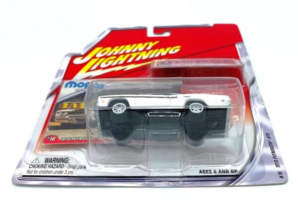 Vintage 1970 Plymouth GTX (7)