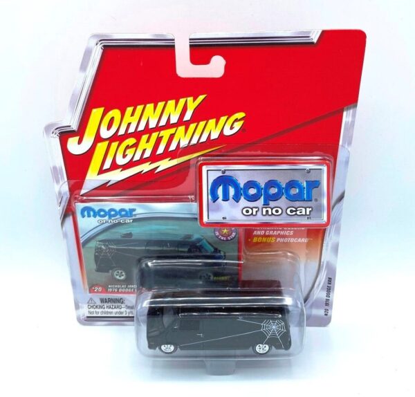 Vintage 1976 Dodge Van (2)