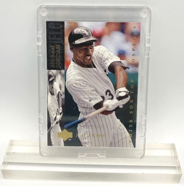 1993 Michael Jordan (GOLD SCRIPT 1 of 15,000-WHITE SOX TOP PROSPECTS Minors Baseball-Upper Deck Card #MJ23)=1pc (1)