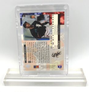 1994 Upper Deck Michael Jordan (STAR ROOKIES-ELECTRIC DIAMOND Script Card #19) (2)