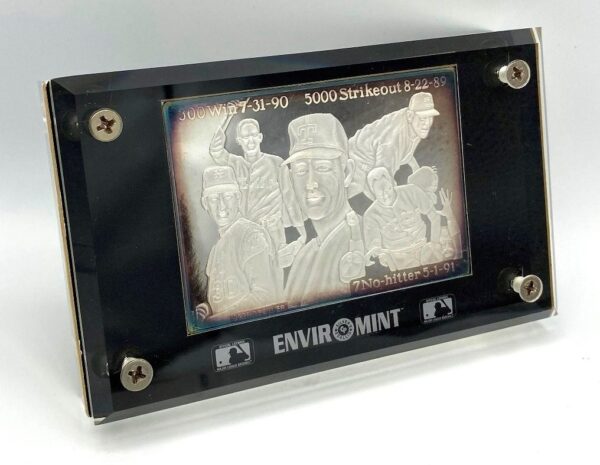 1992 Nolan Ryan .999 Silver Collector Card Limited Edition #9863 Enviromint (6) 1992 Nolan Ryan .999 Silver Collector Card Limited Edition #9863 Enviromint (6)