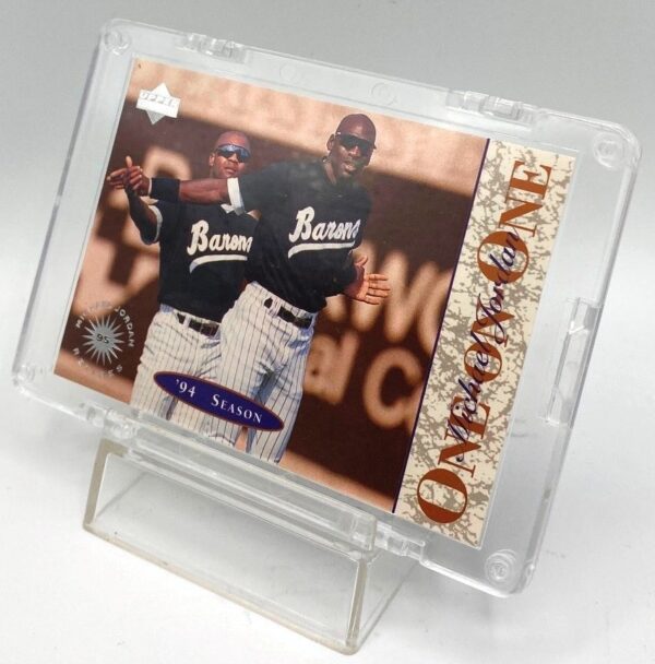 1995 Upper Deck (One On One '94 Season) Michael Jordan Retires Card #7 (4)