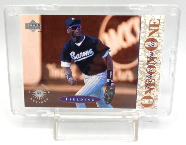 1995 Upper Deck (One On One Fielding) Michael Jordan Retires Card #2 (2) 1995 Upper Deck (One On One Fielding) Michael Jordan Retires Card #2 (2)