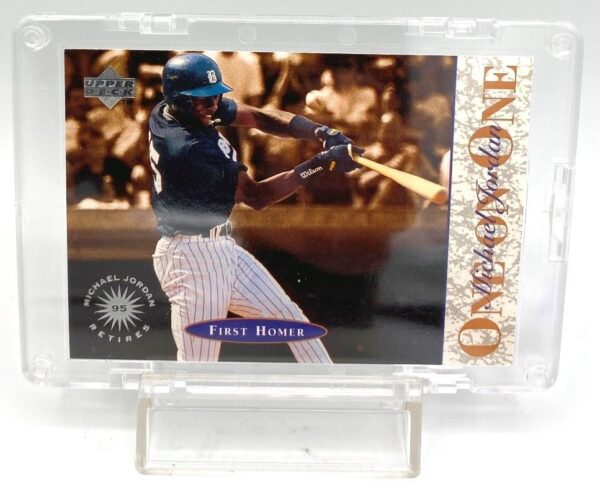 1995 Upper Deck (One On One First Homer) Michael Jordan Retires Card #8 (2)