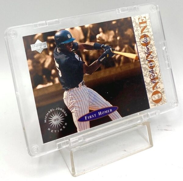 1995 Upper Deck (One On One First Homer) Michael Jordan Retires Card #8 (3)