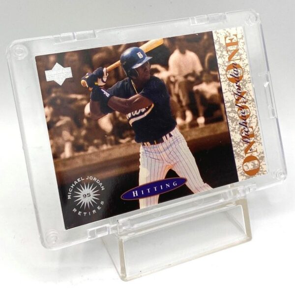 1995 Upper Deck (One On One Hitting) Michael Jordan Retires Card #3 (2)