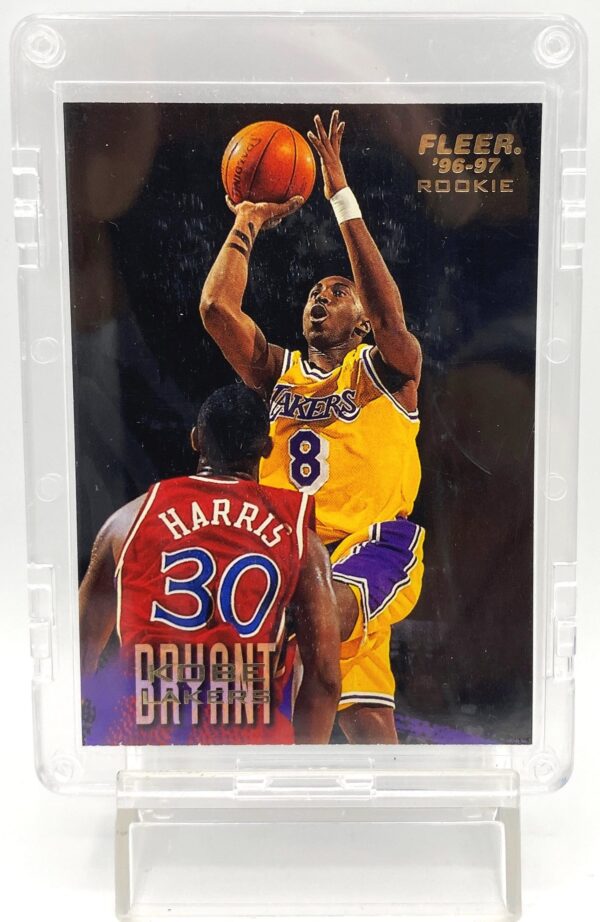 1996-97 Fleer '96-97 Rookie Kobe Bryant (Gold Script Print) Card #203 (2pcs) (1)