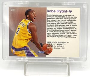 1996-97 Skybox Rookies Kobe Bryant (Rookie Gold Script Print) 1pc Card #281(5)