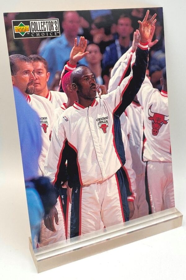 1997 Collectors Choice Michael's Magic (Michael Jordan) Extravagant & Imposing Pre-Game Introduction 5x7 (1pc) Card # MJ9 (3)