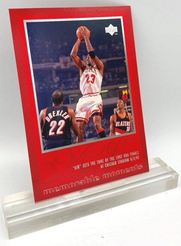 1997 Upper Deck Memorable Moments (Michael Jordan) Air Sets The Tone Of The 1992 NBA Finals 3x5 (1pcs) Card # 23 (2)