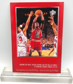 1997 Upper Deck Memorable Moments (Michael Jordan) Splitting The Knicks Defense 3x5 (2pcs) Card # 21 (1)