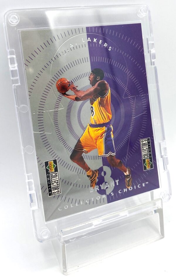 1998 Collector's Choice Kobe Bryant (Standee Card Silver S P) 1pc Card #M13 (4) 1998 Collector's Choice Kobe Bryant (Standee Card Silver S P) 1pc Card #M13 (4)