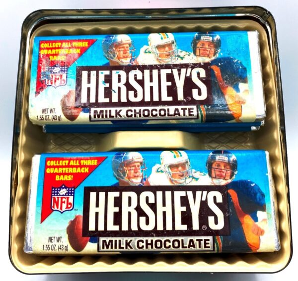 1998 Hershey's NFL Quaterbacks Club Tin (11) 1998 Hershey's NFL Quaterbacks Club Tin (11)