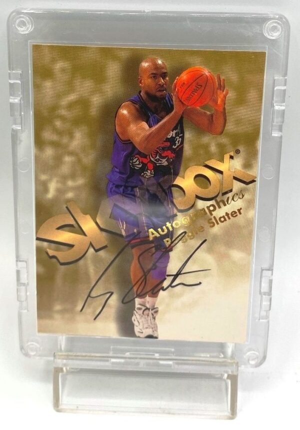 1998 Skybox (Reggie Slater) Raptors Rookie Autograph Card #NNO (2)