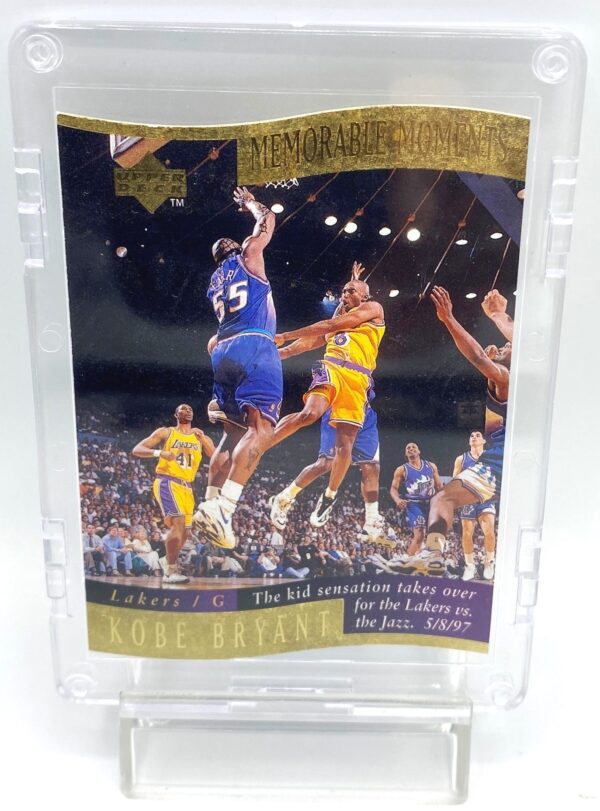 1998 Upper Deck Kobe Bryant (Memorable Moments Gold S P) 2pcs Card #4 of 10 (2) 1998 Upper Deck Kobe Bryant (Memorable Moments Gold S P) 2pcs Card #4 of 10 (2)
