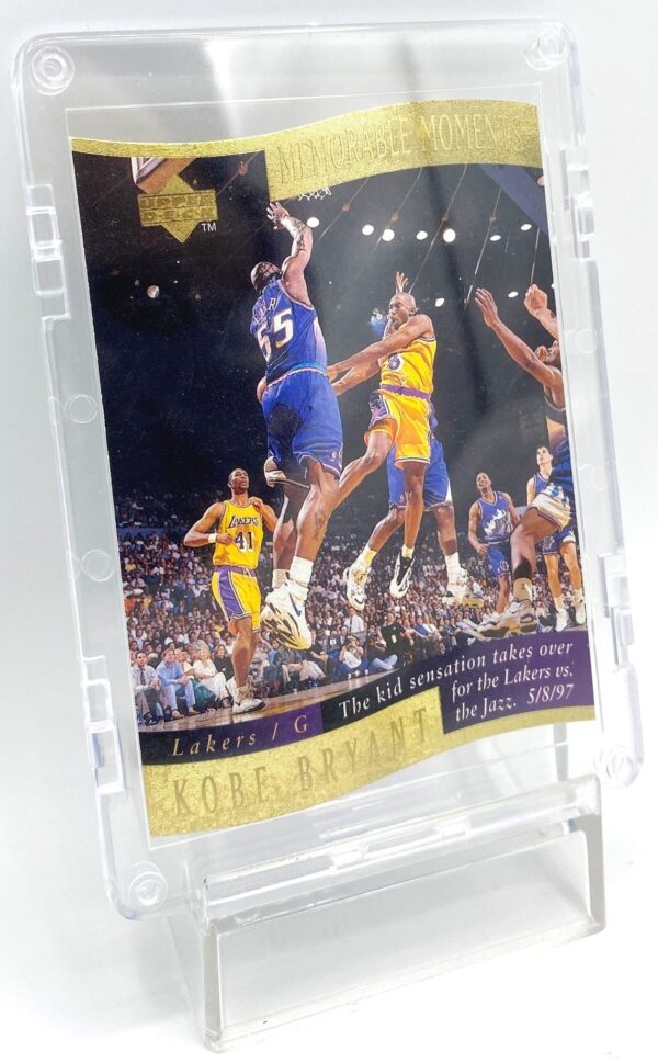 1998 Upper Deck Kobe Bryant (Memorable Moments Gold S P) 2pcs Card #4 of 10 (3) 1998 Upper Deck Kobe Bryant (Memorable Moments Gold S P) 2pcs Card #4 of 10 (3)