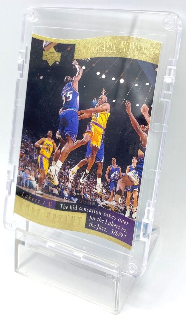1998 Upper Deck Kobe Bryant (Memorable Moments Gold S P) 2pcs Card #4 of 10 (4) 1998 Upper Deck Kobe Bryant (Memorable Moments Gold S P) 2pcs Card #4 of 10 (4)
