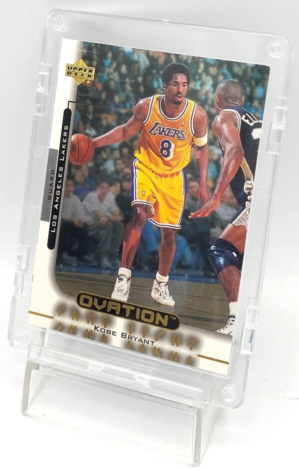 1999 Ovation Spotlight Kobe Bryant (Chrome-Gold S-P) Insert Card #OS3 (3pcs) (4) 1999 Ovation Spotlight Kobe Bryant (Chrome-Gold S-P) Insert Card #OS3 (3pcs) (4)