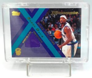 2001 Topps (Baron Davis) Game Worn Warm-Up Card #CC-BD (1)