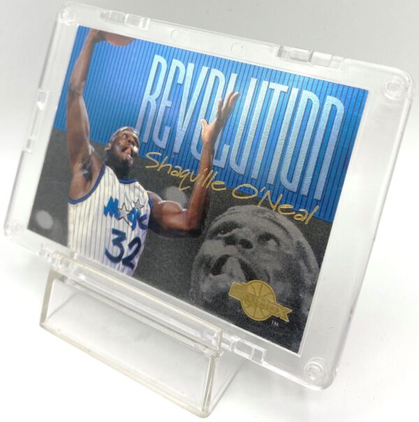 1994-95 Skybox Revolution Gold Shaquille O'Neal (Insert S P Card #R6 (1pc) (4)
