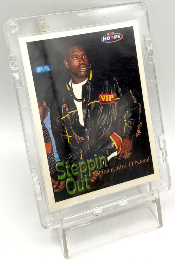 1998-99 NBA Hoops Shaquille O'Neal Steppin' Out #164 (2pcs) (3) 1998-99 NBA Hoops Shaquille O'Neal Steppin' Out #164 (2pcs) (3)