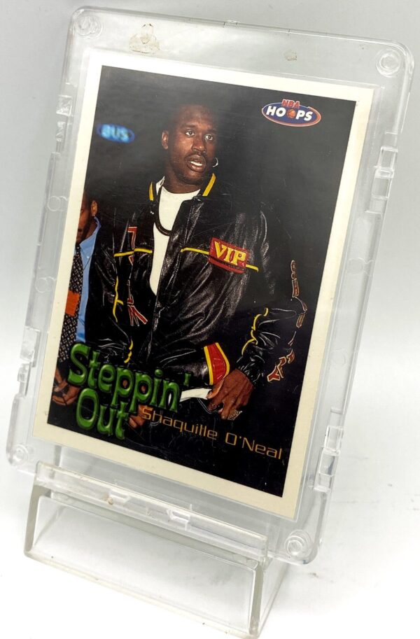 1998-99 NBA Hoops Shaquille O'Neal Steppin' Out #164 (2pcs) (4) 1998-99 NBA Hoops Shaquille O'Neal Steppin' Out #164 (2pcs) (4)