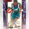 2000 Fleer Skybox WNBA Autographics Andrea Stinson (3)
