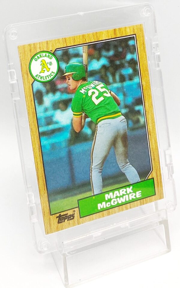 1987 Topps Rookie Card #366 Mark McGwire (3) 1987 Topps Rookie Card #366 Mark McGwire (3)