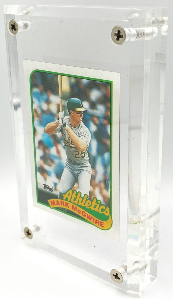 1989 Topps Card #70 Mark McGwire (7) 1989 Topps Card #70 Mark McGwire (7)
