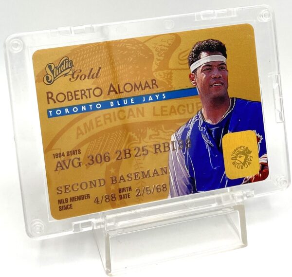 1995 Studio Gold Insert Card #17 of 50 Roberto Alomar (3)