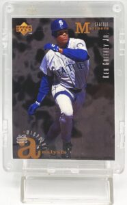 1995 Upper Deck '90 Midpoint Analysis Card #110 Ken Griffey Jr (1)