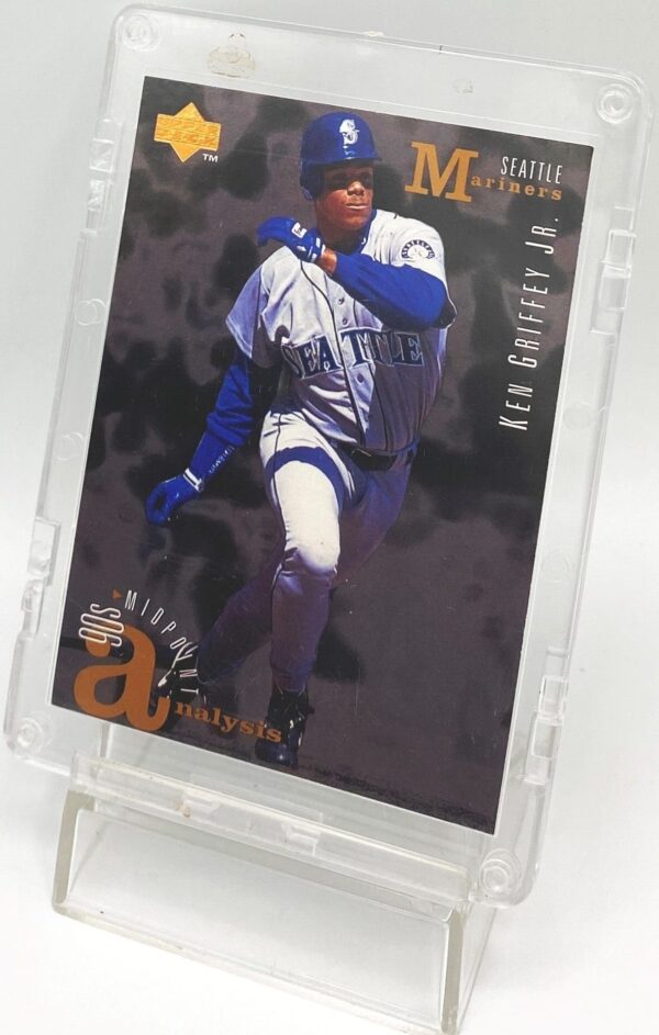 1995 Upper Deck '90 Midpoint Analysis Card #110 Ken Griffey Jr (4)