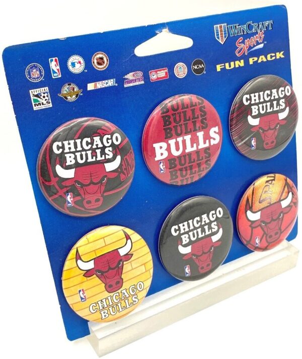 Chicago Bulls logo 1996 Collector Buttons (3) Chicago Bulls logo 1996 Collector Buttons (3)