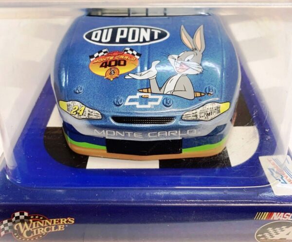 2002 Chevy Monte Carlo #24 Jeff Gordon Dupont 400 Looney Tunes-(3)