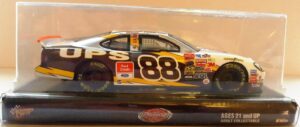 2003 Ford Taurus #88 Dale Jarrett UPS-NASCAR 1999 Winston Cup Series Victory Lap-2