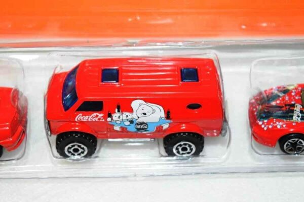 Coca-Cola 5 Pack Connectable Play Tube-00 (4) Coca-Cola 5 Pack Connectable Play Tube-00 (4)