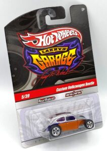 2009 Custom Volkswagen Beetle (Silver & Orange) Card #5-39 (4)