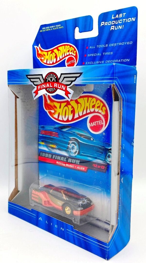 1999 Final Run Alien (Hotwheels Retiring Models Card #12 of 12) (4)