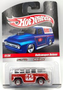 2009 Volkswagen Deluxe (Hotwheels's DELIVERY Real Riders Card #17-34) (2)