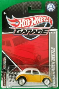 2011 Volkswagen Beetle (Hotwheels Garage) card #01 of 06 (1)
