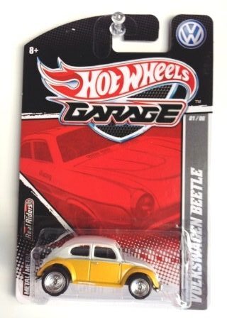 2011 Volkswagen Beetle (Hotwheels Garage) card #01 of 06 (4)
